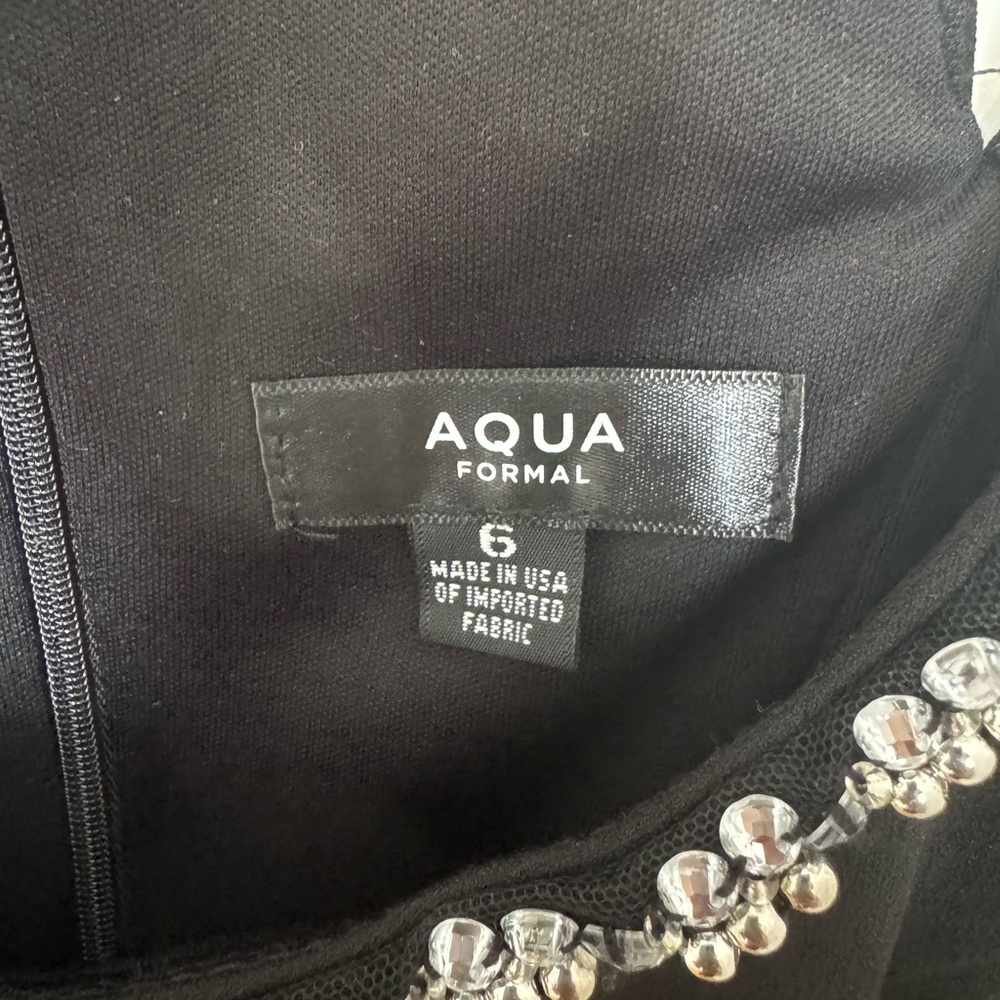 Aqua Women's Embellished Neck Sheath Dress Black Size 6 - Picture 5 of 9